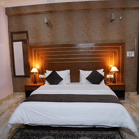 Hr Dukes Den Resort Ramnagar  Exterior photo